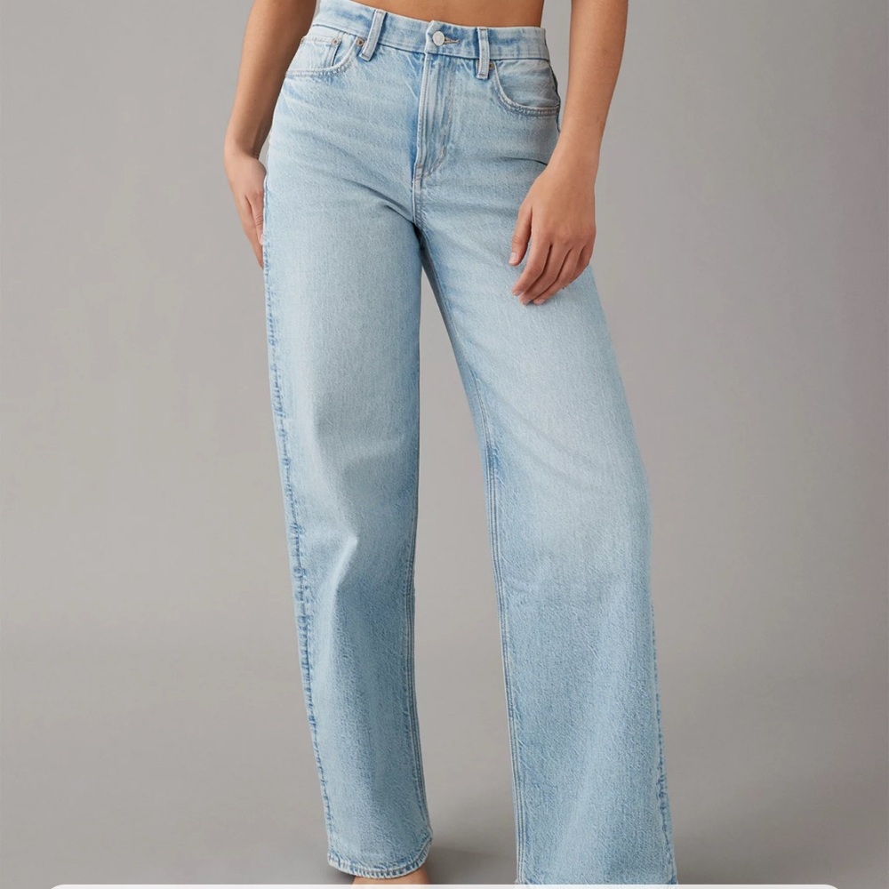 American Eagle Baggy Jeans